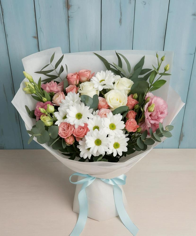 Букет цветов из: Розы, Лизиантусы и Хризантемы в Архиповке