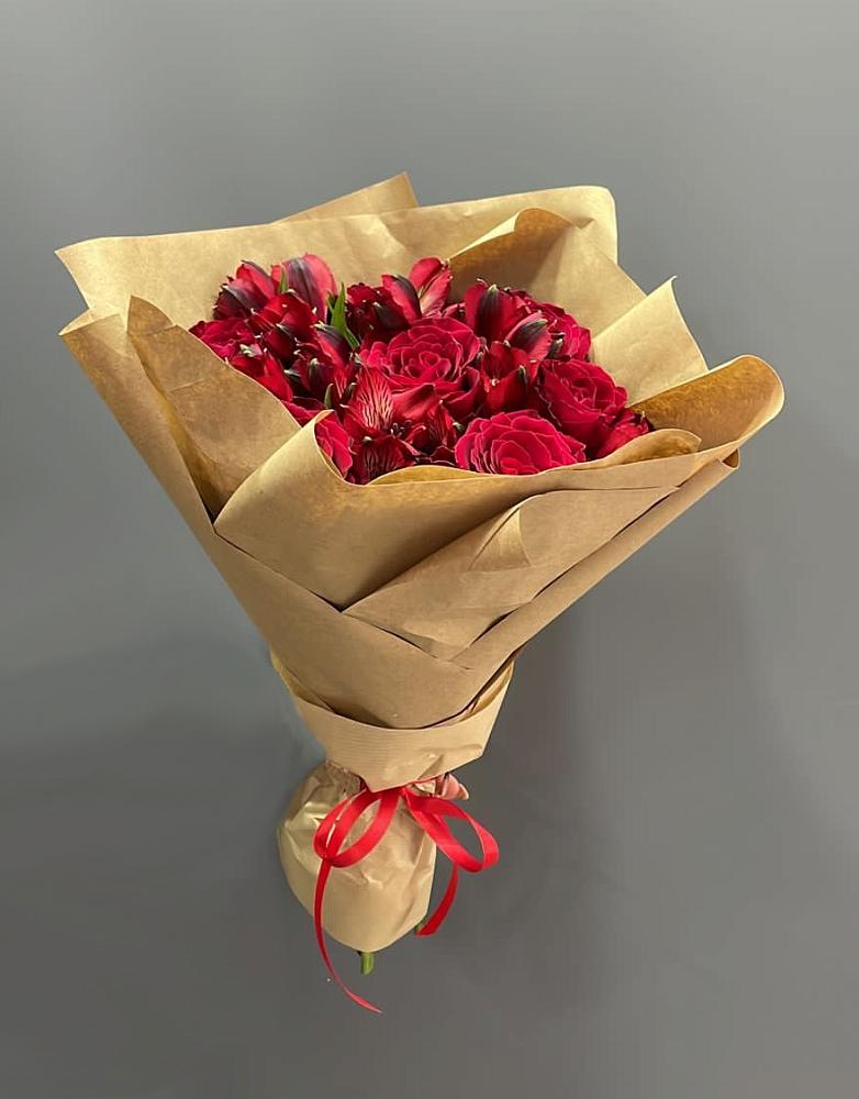 Букет цветов из: Альстромерии и Розы в Архиповке