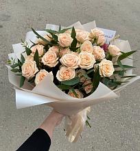 Букет Кремовые розы Латте в Архиповке