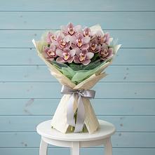 Букет цветов из:  Орхидеи и Розы #REPLACE_PRED# Архиповке