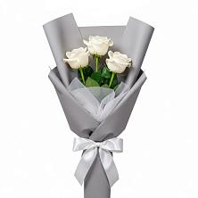 Букет 3 белые розы в Архиповке