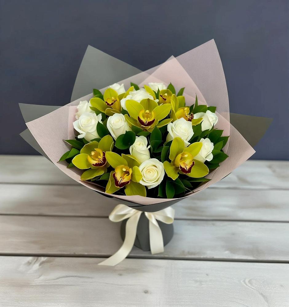 Букет цветов из: Орхидеи и Розы в Архиповке